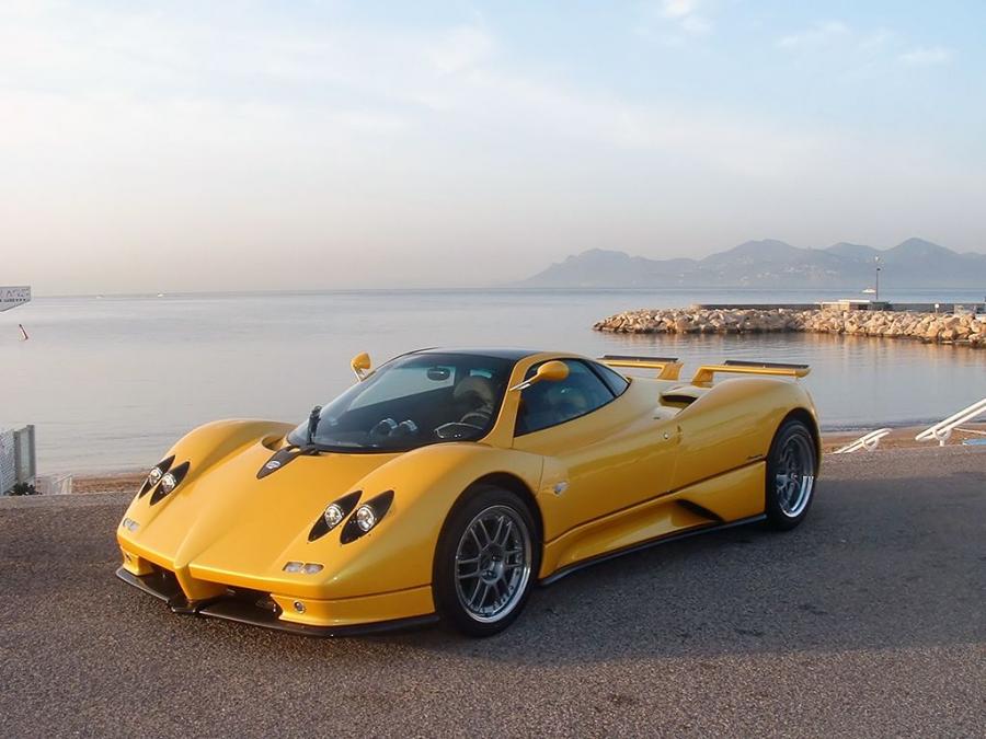  Pagani Zonda C12 S 2000 года  (фото 5 из 17)